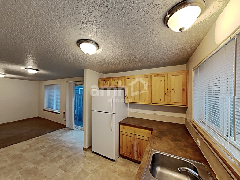 Building Photo - 2351 Sam Parrett Dr