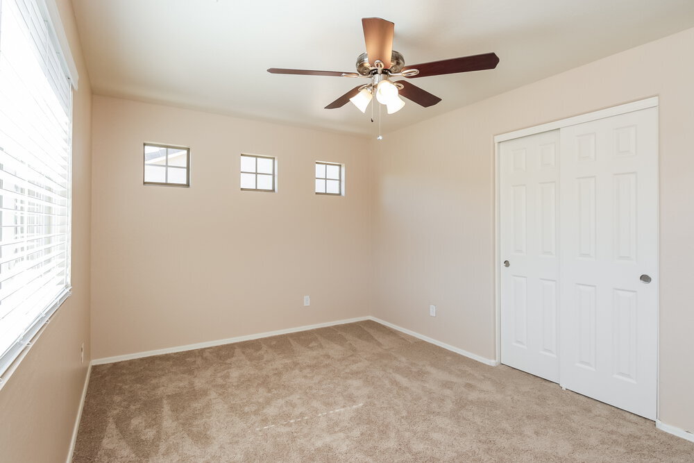 Building Photo - 2540 W Silver Streak Way