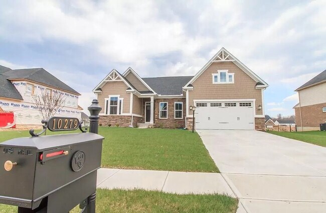 Building Photo - 10279 Benjamin Way