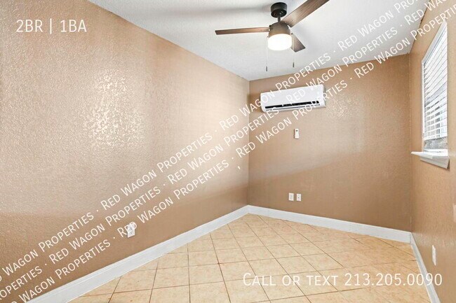 Building Photo - 236 E Dullnig Ct