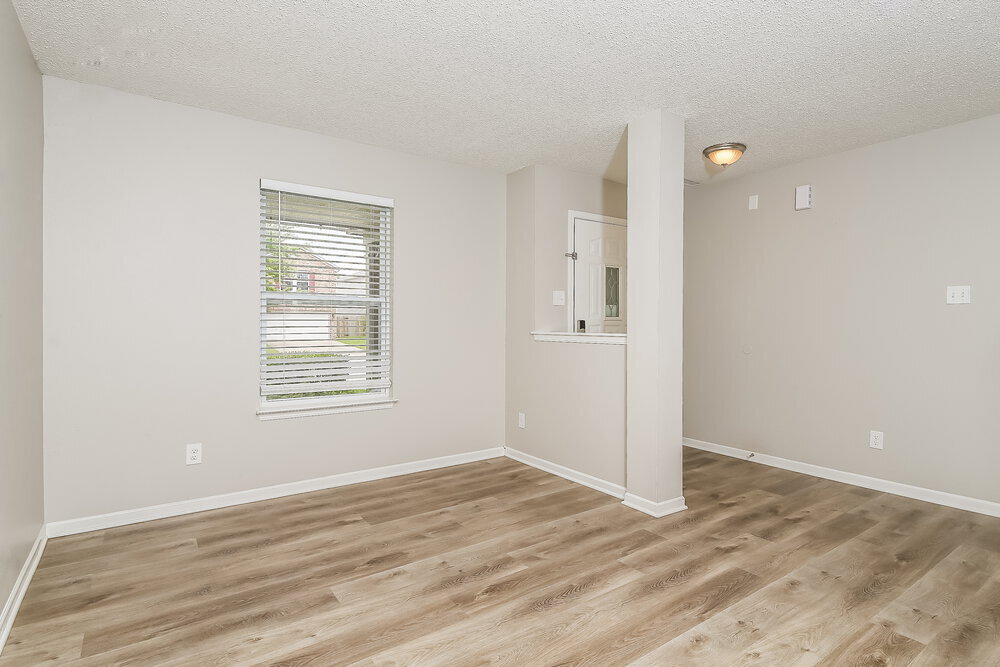Building Photo - 8943 Browns Valley Ln