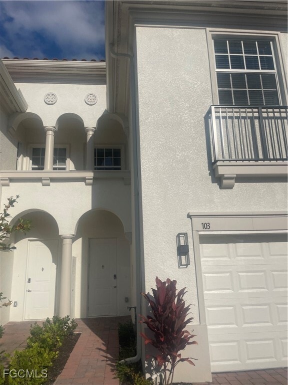 Building Photo - 7044 Ambrosia Ln