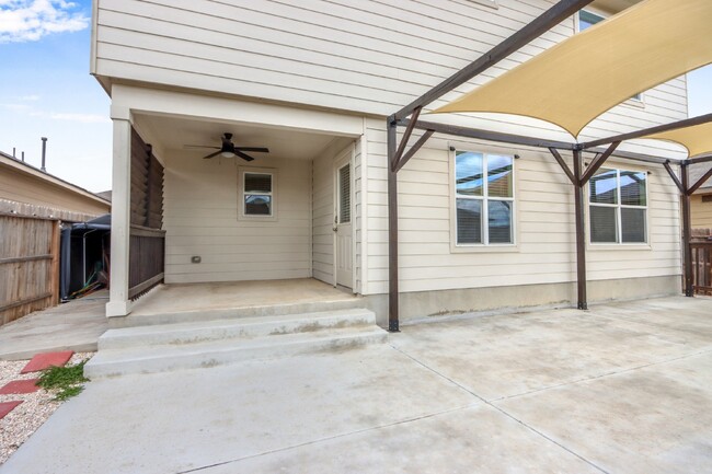 Building Photo - 15422 Bobwhite Quail