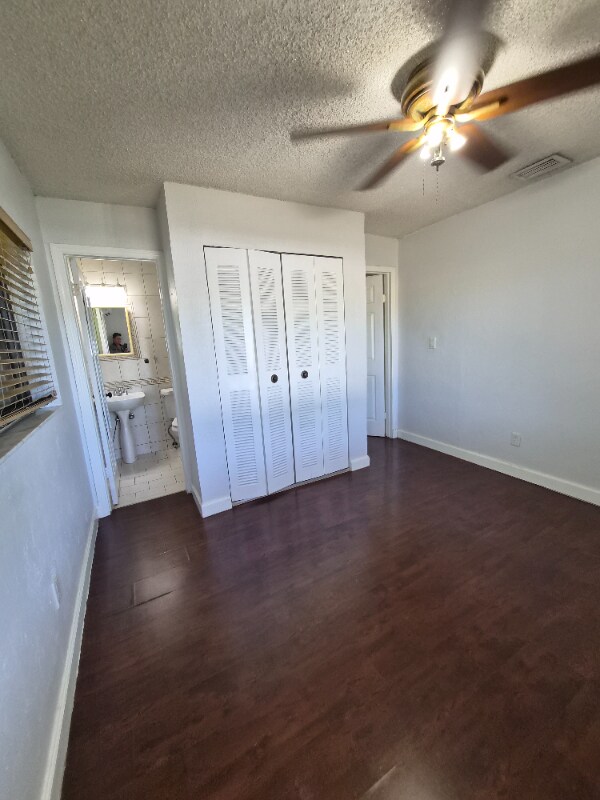 Building Photo - 1715 SW 67th Ct