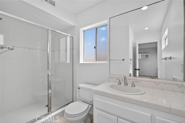 Building Photo - 849 Loma Dr