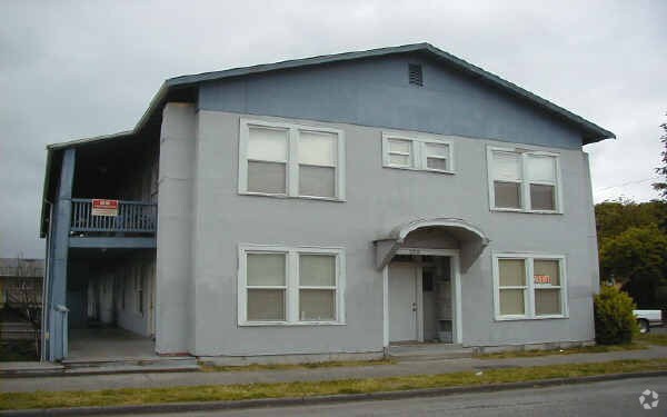 Primary Photo - 3716 S Angeline St