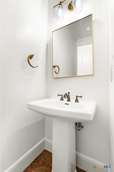 Building Photo - 3107 Sweetwater Cove