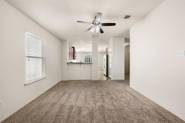 Building Photo - 220 Bauxite Dr