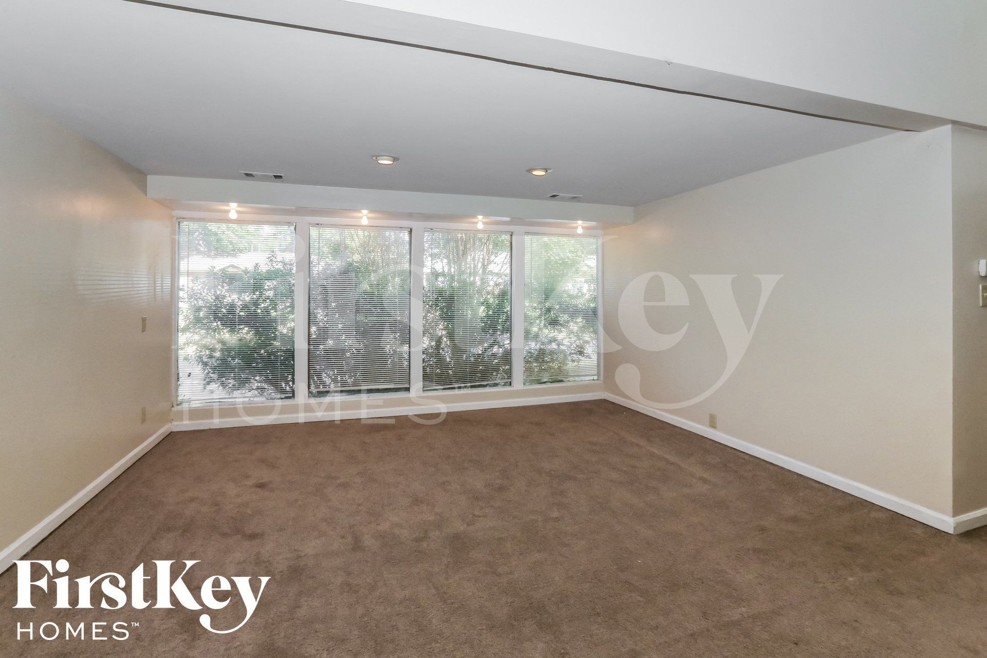 Building Photo - 5233 Edenshire Ave