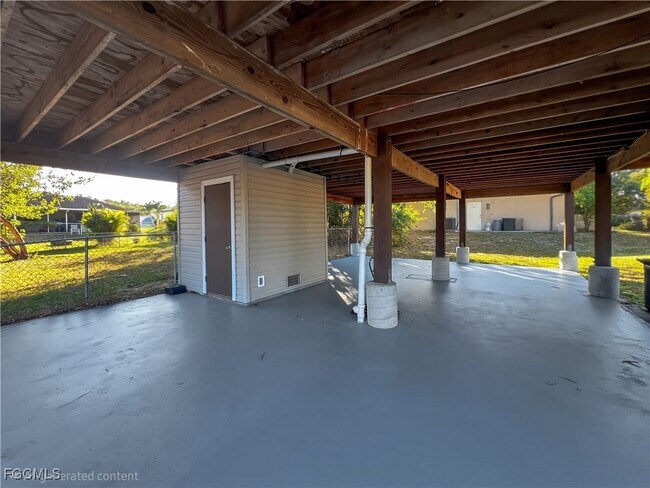 Building Photo - 8350 Wren Rd