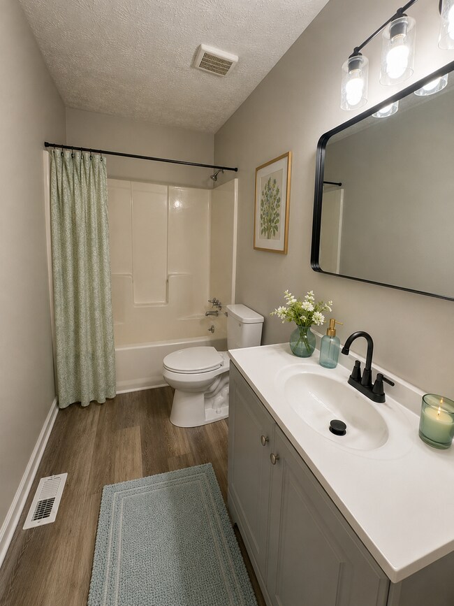 Building Photo - 2704 Greystone Pl