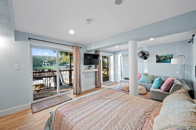 Building Photo - 1708 Ski Slope Dr