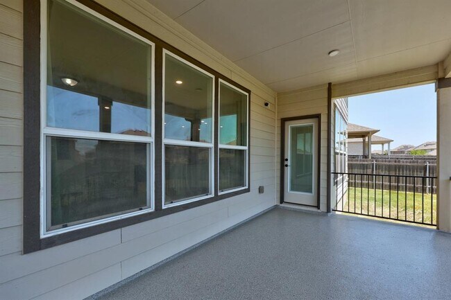 Building Photo - 3823 Forino Dr