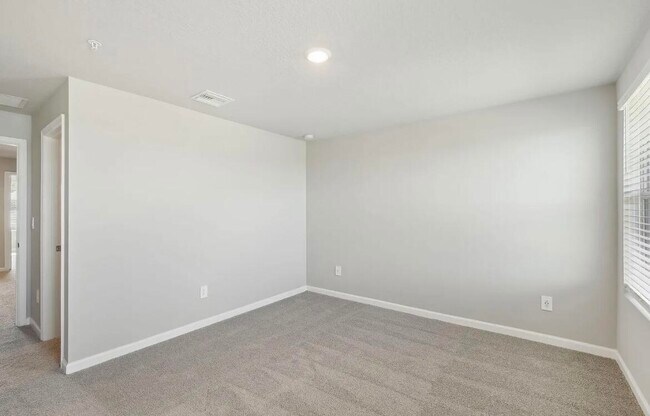 Building Photo - 526 Salisbury Cir