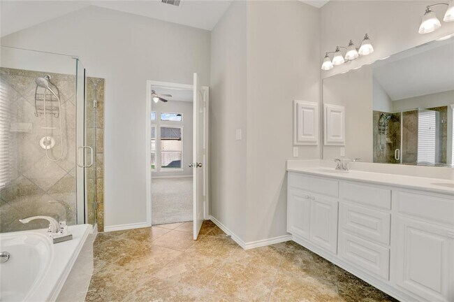 Building Photo - 1430 Laura Hills Ln