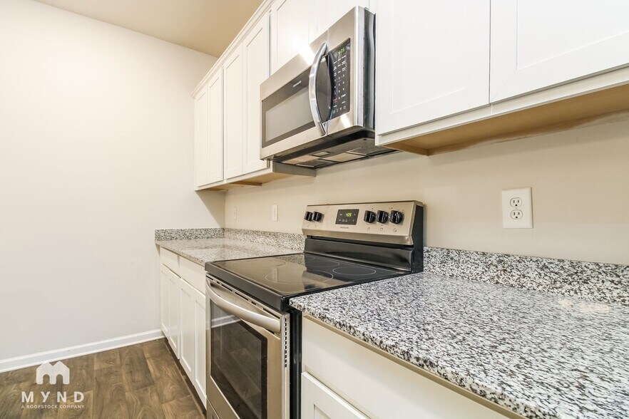 Building Photo - 308 High Grv Wy