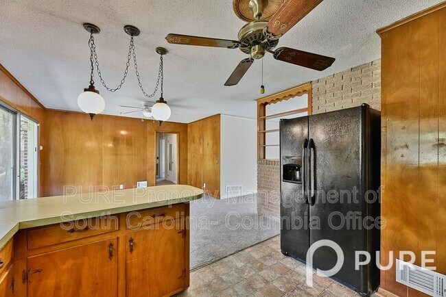 Building Photo - 5912 Barksdale Dr