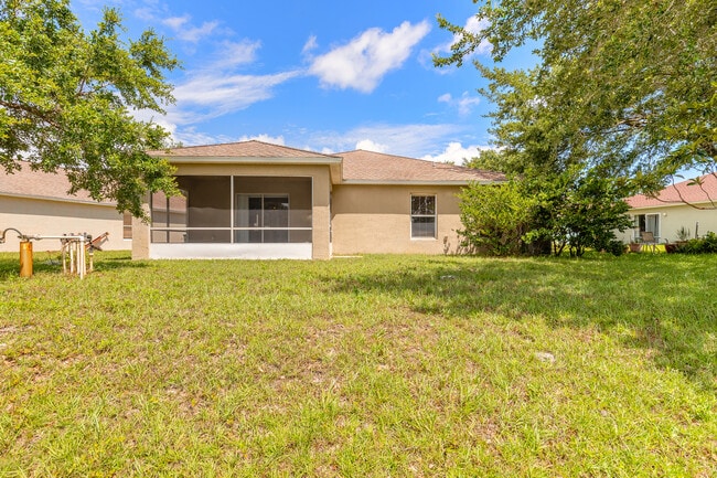 Building Photo - 109 Blue Daze Cir
