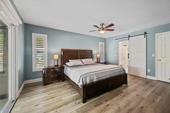 Building Photo - 12139 Big Cone Ct