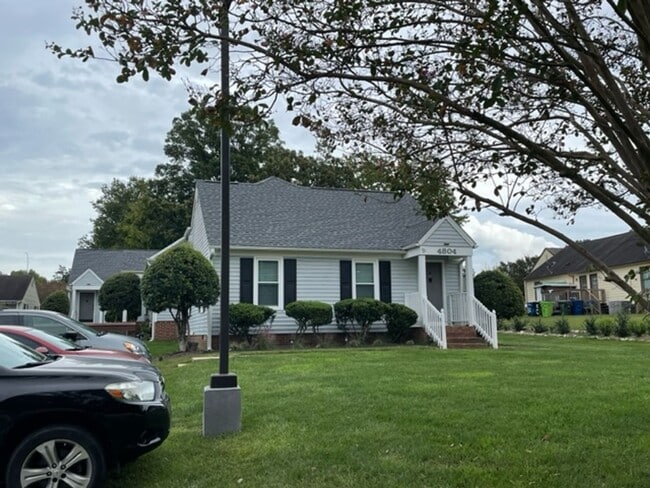 Building Photo - 4804 Hoyle Dr