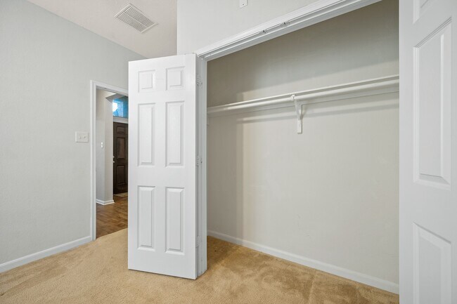 Building Photo - 2915 Coastal Prairie Ln