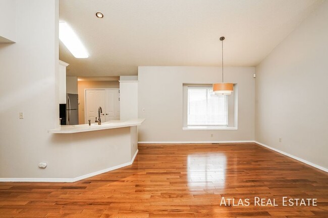 Building Photo - 8213 Telegraph Dr