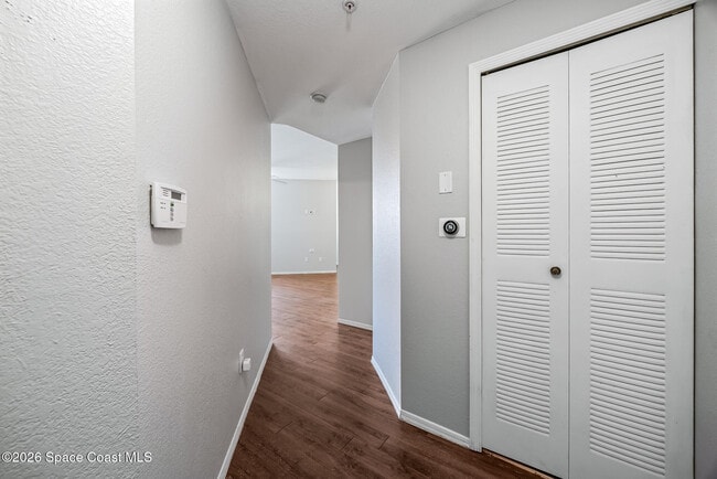 Building Photo - 5673 Star Rush Dr