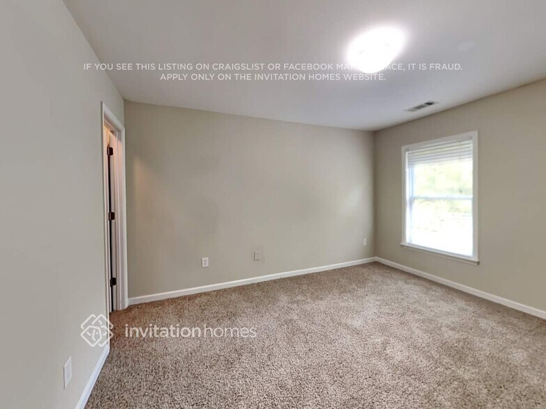 Building Photo - 1617 Preserve Park Dr