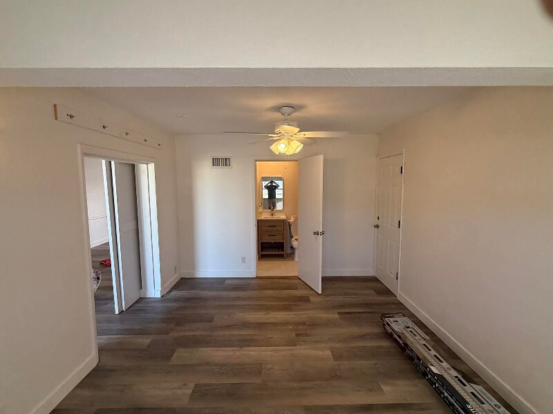 Building Photo - 1642 NE South St