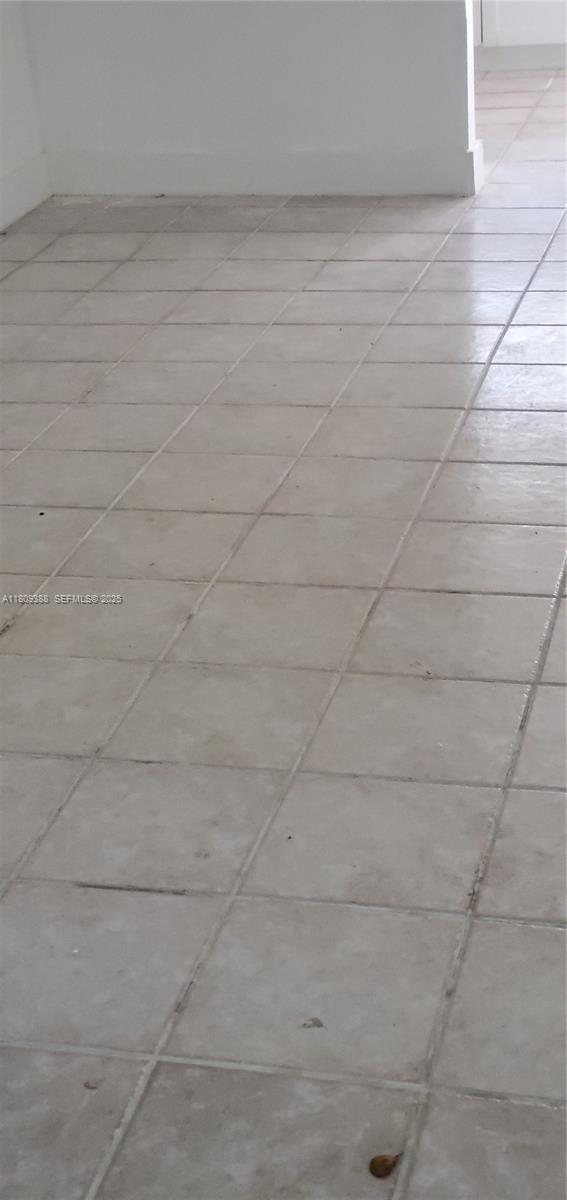 Building Photo - 2350 SW 18th Terrace