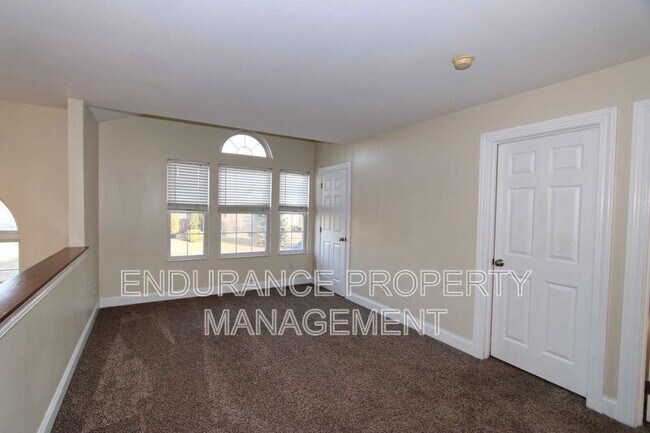 Building Photo - 6017 Kensington Trail