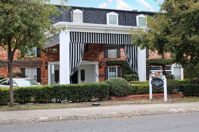 Building Photo - RENOVATED 2-BEDROOM CONDO AT THE GEORGIAN