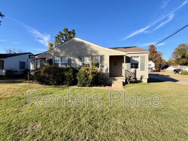 Primary Photo - 957 E 37th Pl