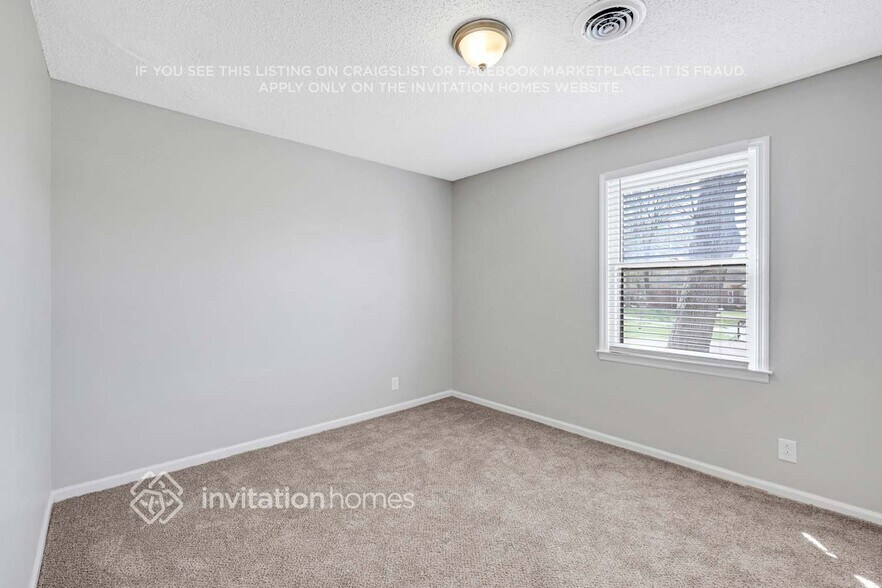 Building Photo - 112 Lake Terrace Cir