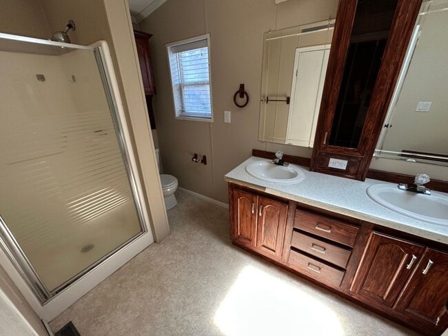Building Photo - 3 Bedroom 2 Bath High-End Mobile Home with...