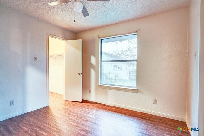 Building Photo - 108 Hughson Ct