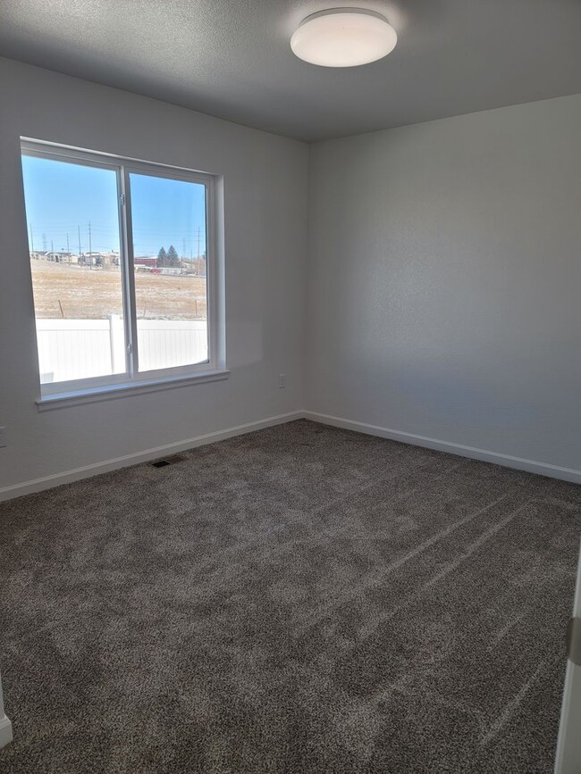 Building Photo - 914 Concerto Lane