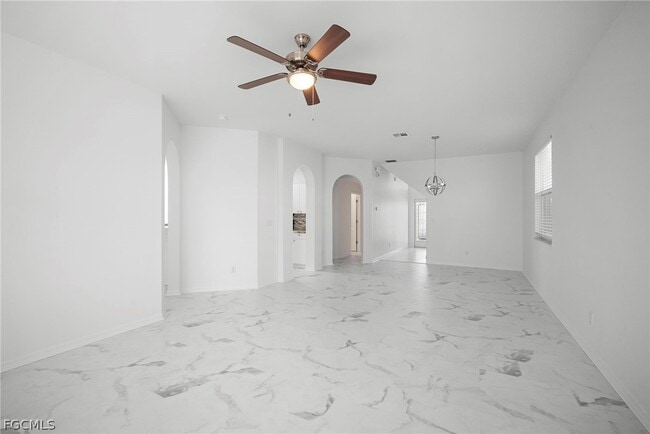 Building Photo - 21768 Brixham Run Loop