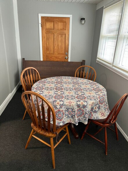 Building Photo - 207 N Armistead Ave