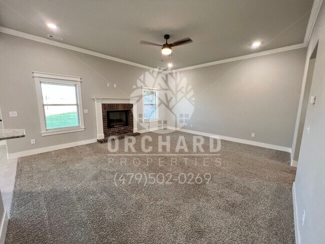 Building Photo - Single Family Home- Well-Sought After Well...