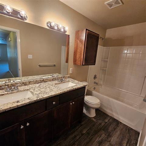 Building Photo - 1716 Rialto Way