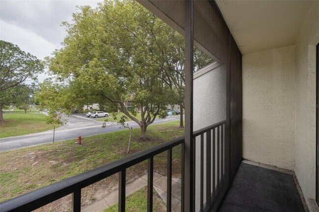 Building Photo - 2687 Pine Ridge Way S
