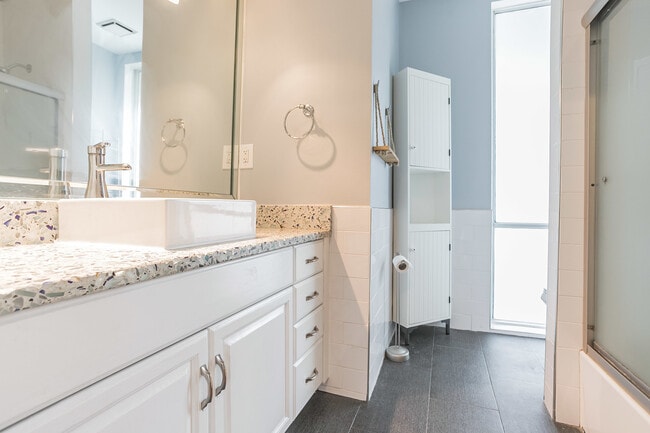 Building Photo - 287 14th St NW