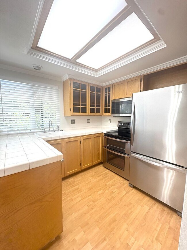 Building Photo - Charming Townhouse in Prime South San Jose