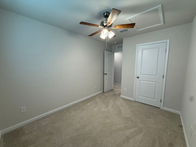 Building Photo - 159 Sarnesfield Wy
