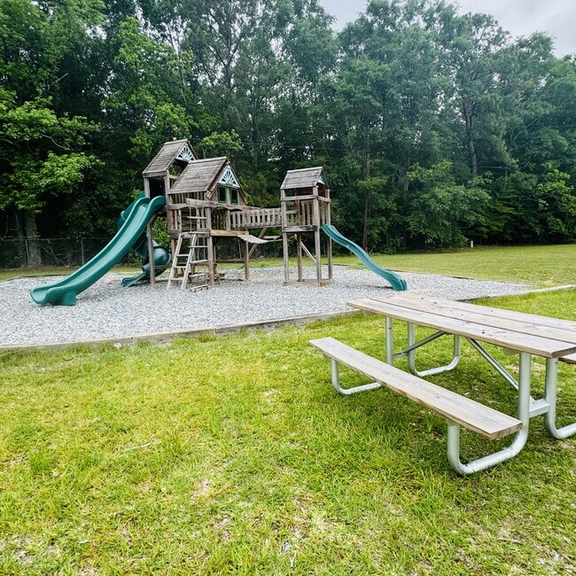 Building Photo - 2413 Cuney Ct