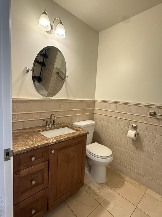 Building Photo - 5 Brandreth St