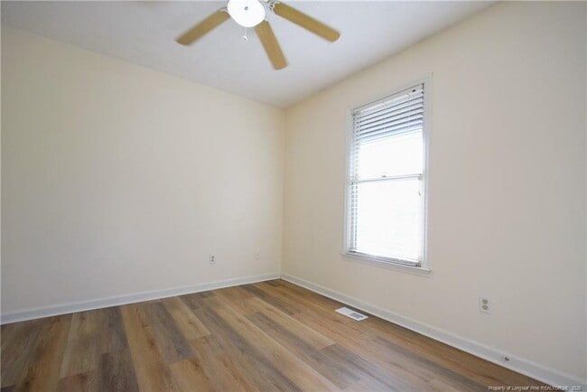 Building Photo - 6549 Applewhite Rd