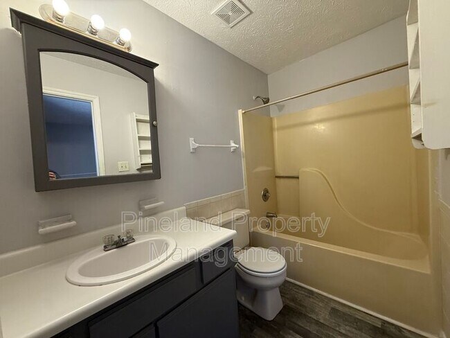 Building Photo - 6577 Green Meadow Ct