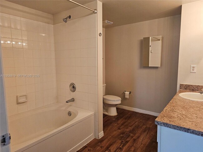 Building Photo - 151 SW 117th Ave